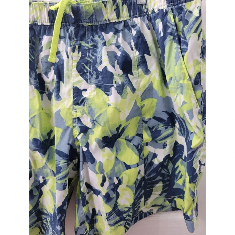The North Face Mens XXL 2X Water Shorts Blue Lime Green White Patterns EUC